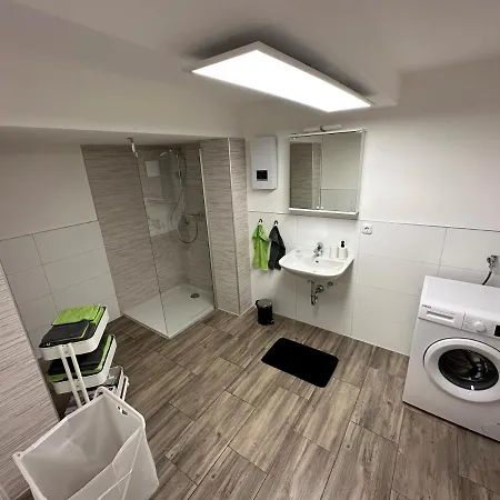 Mola Apartments-Ferienwohnung Fuer 5 Personen-Separater Eingang-Gratis Parkplatz-Terrasse-Grill-Highspeed Wlan-Auch Fuer Langzeit Geeignet Wetter (Ruhr) Exterior photo