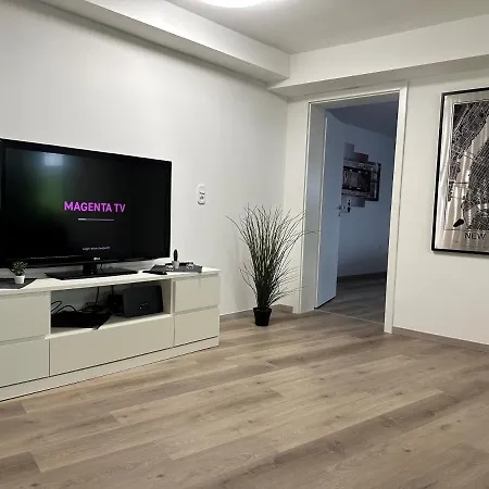 Mola Apartments-Ferienwohnung Fuer 5 Personen-Separater Eingang-Gratis Parkplatz-Terrasse-Grill-Highspeed Wlan-Auch Fuer Langzeit Geeignet Wetter (Ruhr) Exterior photo
